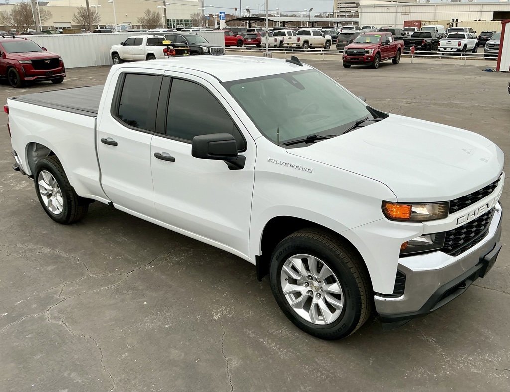 Used 2021 Chevrolet Silverado 1500 Custom w/ Safety Confidence Package image 4