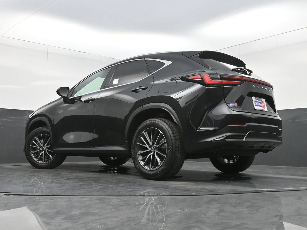 Used 2024 Lexus NX 250 FWD w/ Towing Package (2000 Lbs) image 27