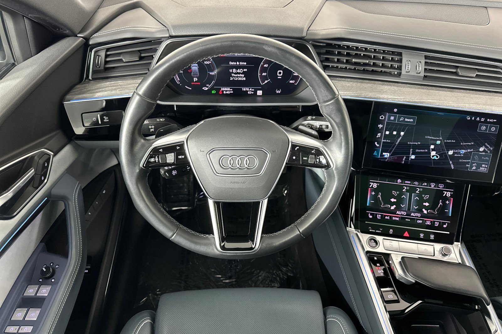Used 2023 Audi e-tron Prestige w/ Prestige Package image 13