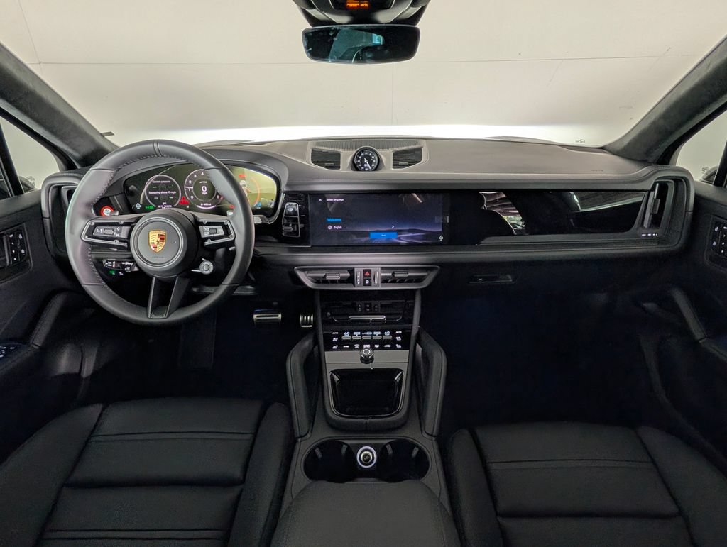 New 2026 Porsche Cayenne GTS AWD/4WD image 20