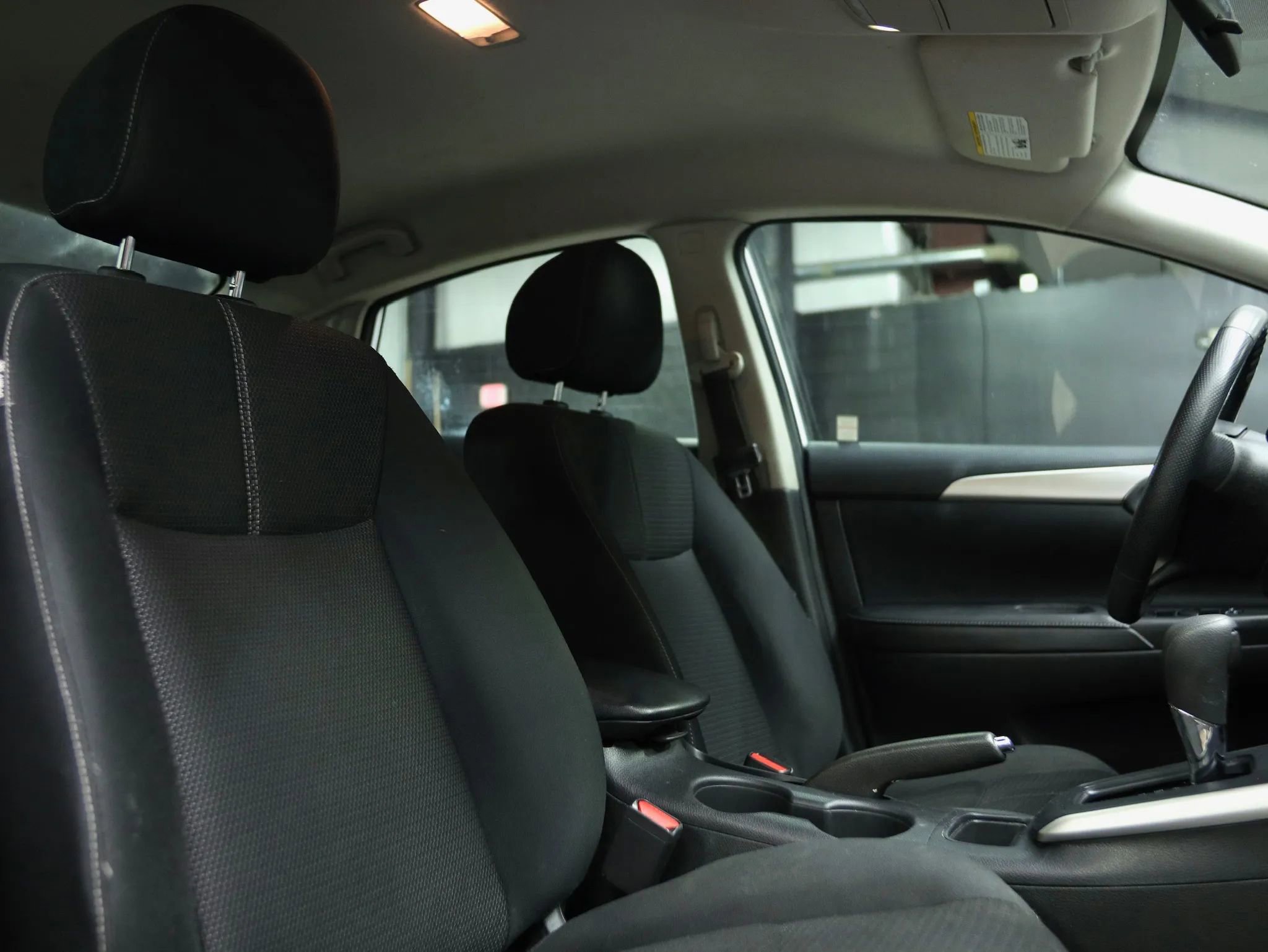 Used 2018 Nissan Sentra S image 24