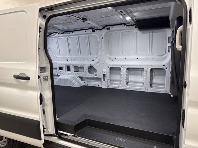New 2026 Ford Transit 250 Low Roof RWD image 29