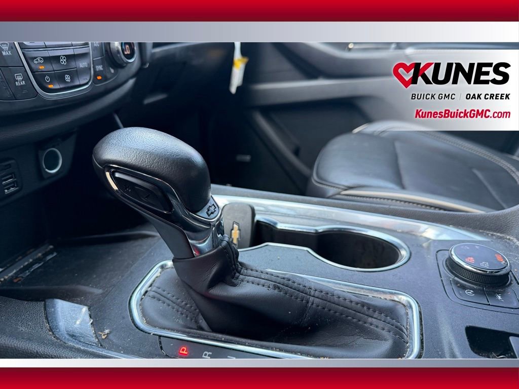 Used 2022 Chevrolet Traverse Premier w/ Redline Edition AWD/4WD image 19