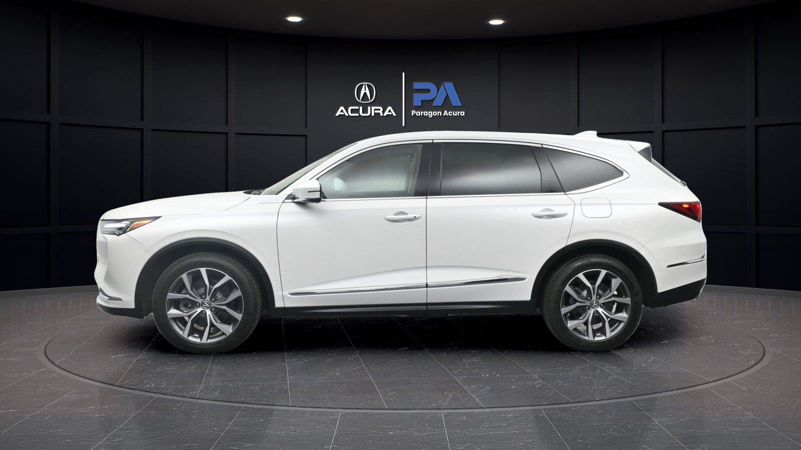 Used 2024 Acura MDX SH-AWD w/ Technology Package image 24