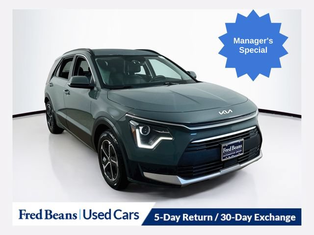 Used 2023 Kia Niro EX