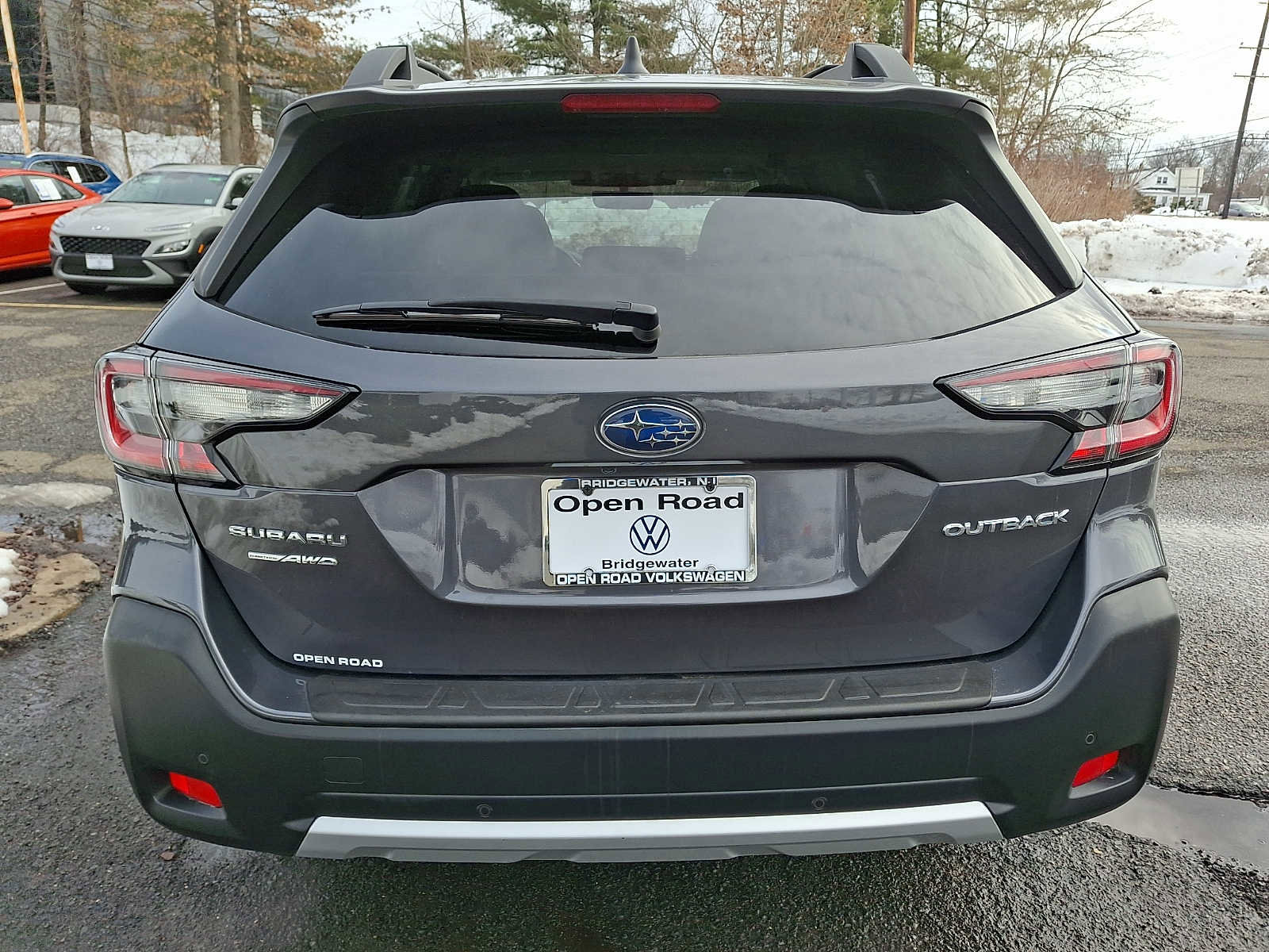Used 2023 Subaru Outback Limited AWD/4WD image 5