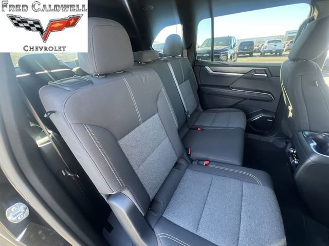 Used 2025 GMC Acadia Elevation image 26