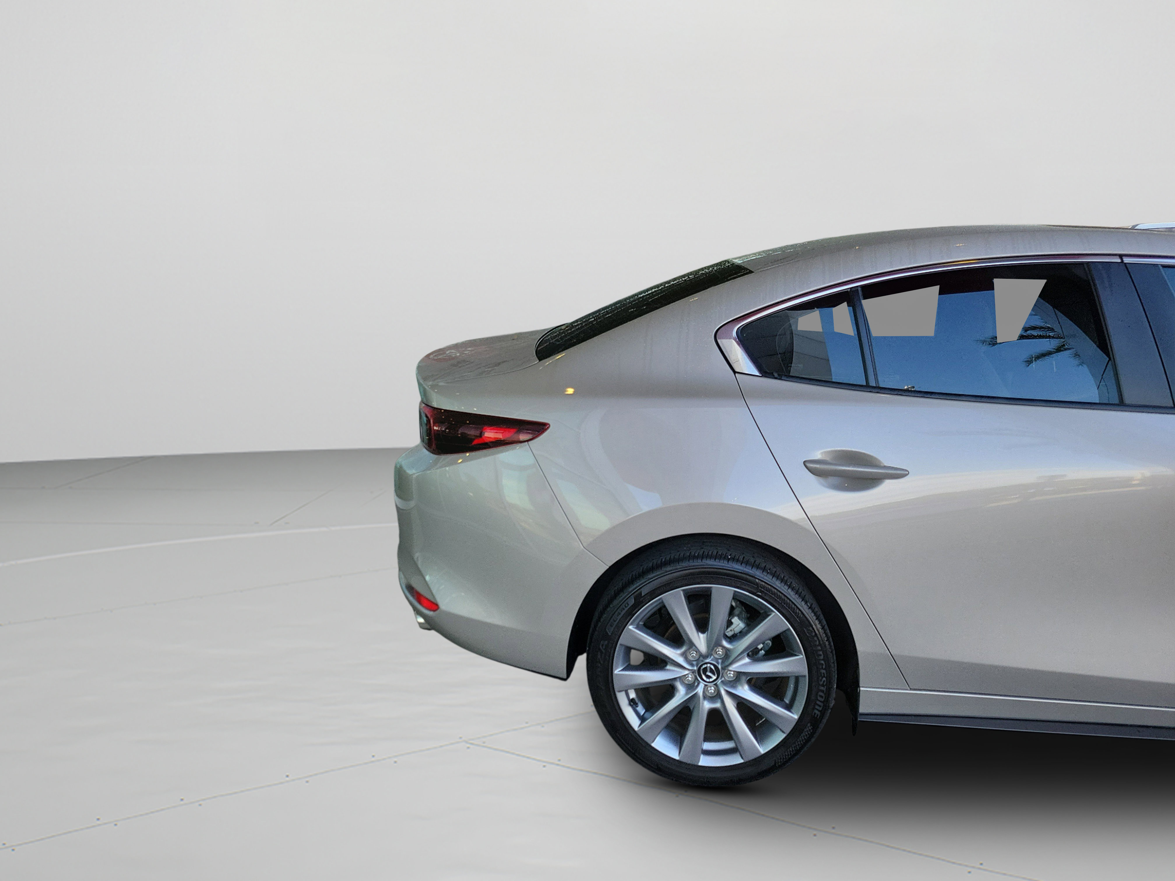 Used 2023 MAZDA MAZDA3 s image 31