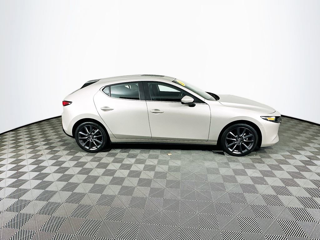 Used 2023 MAZDA MAZDA3 s image 11