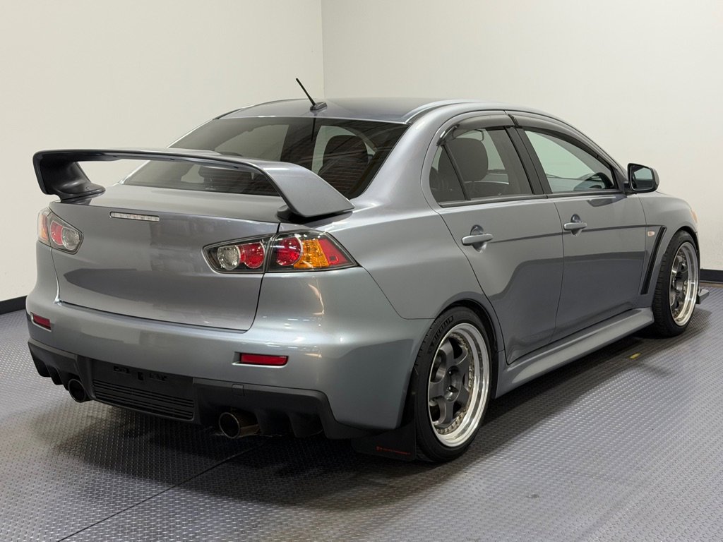 Used 2014 Mitsubishi Lancer Evolution GSR image 5