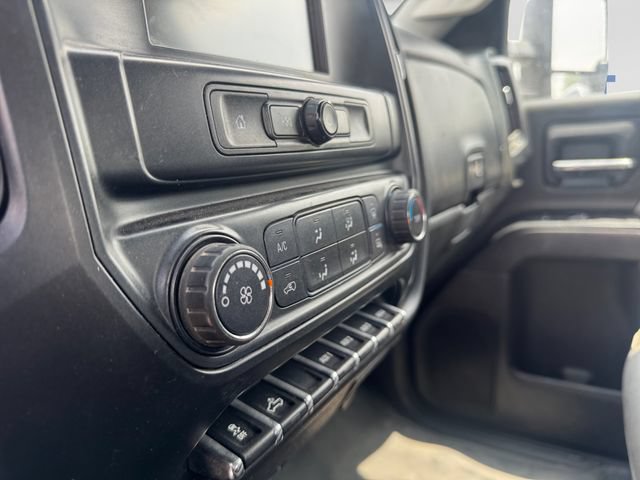 Used 2018 Chevrolet Silverado 3500 W/T w/ WT Convenience Package RWD image 11
