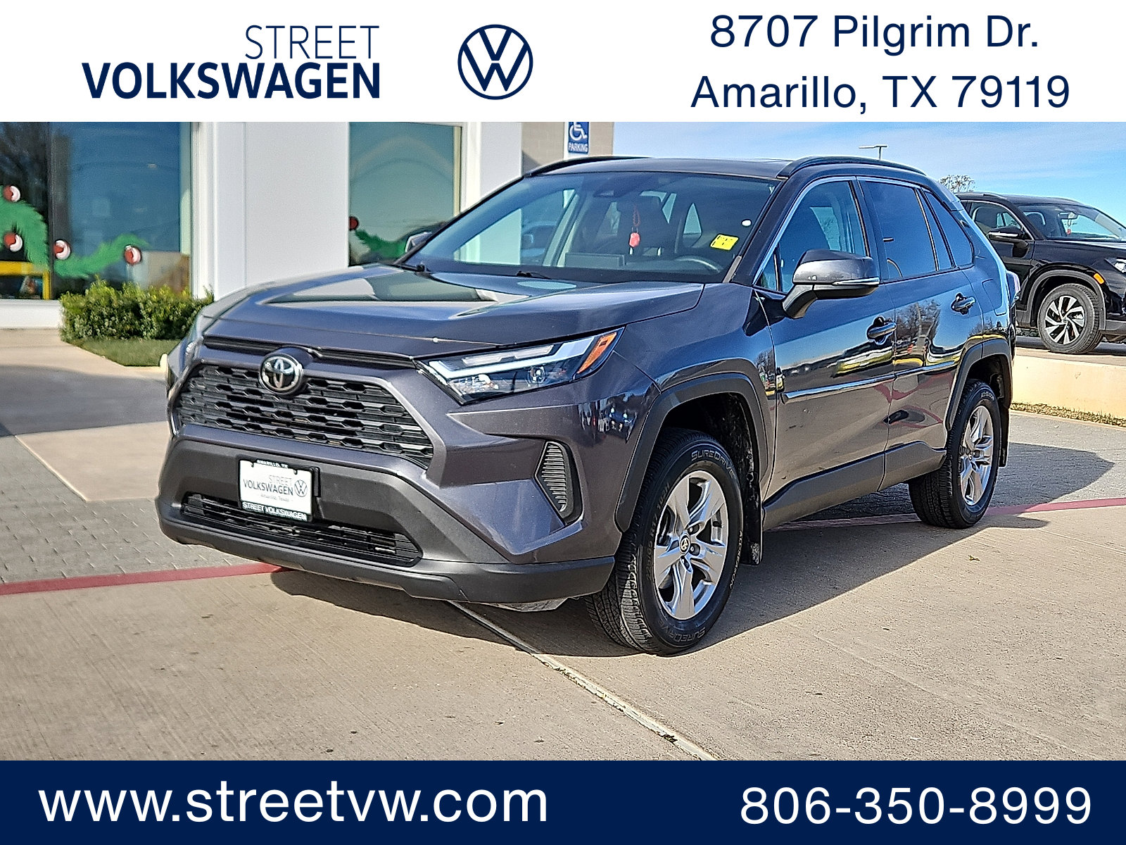 Used 2022 Toyota RAV4 XLE image 1