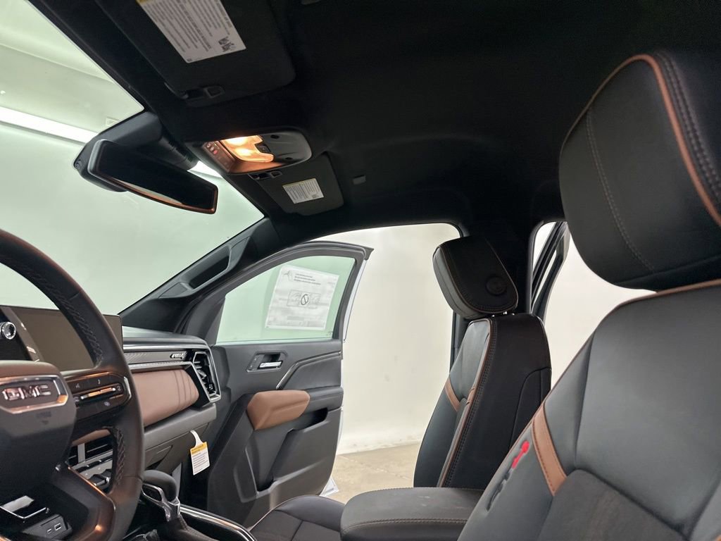 New 2026 GMC Canyon AT4 image 29