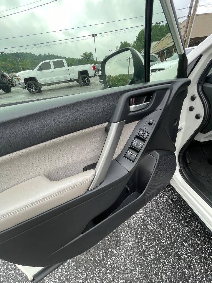 Used 2017 Subaru Forester 2.5i Limited w/ Popular Package #1 AWD/4WD image 13