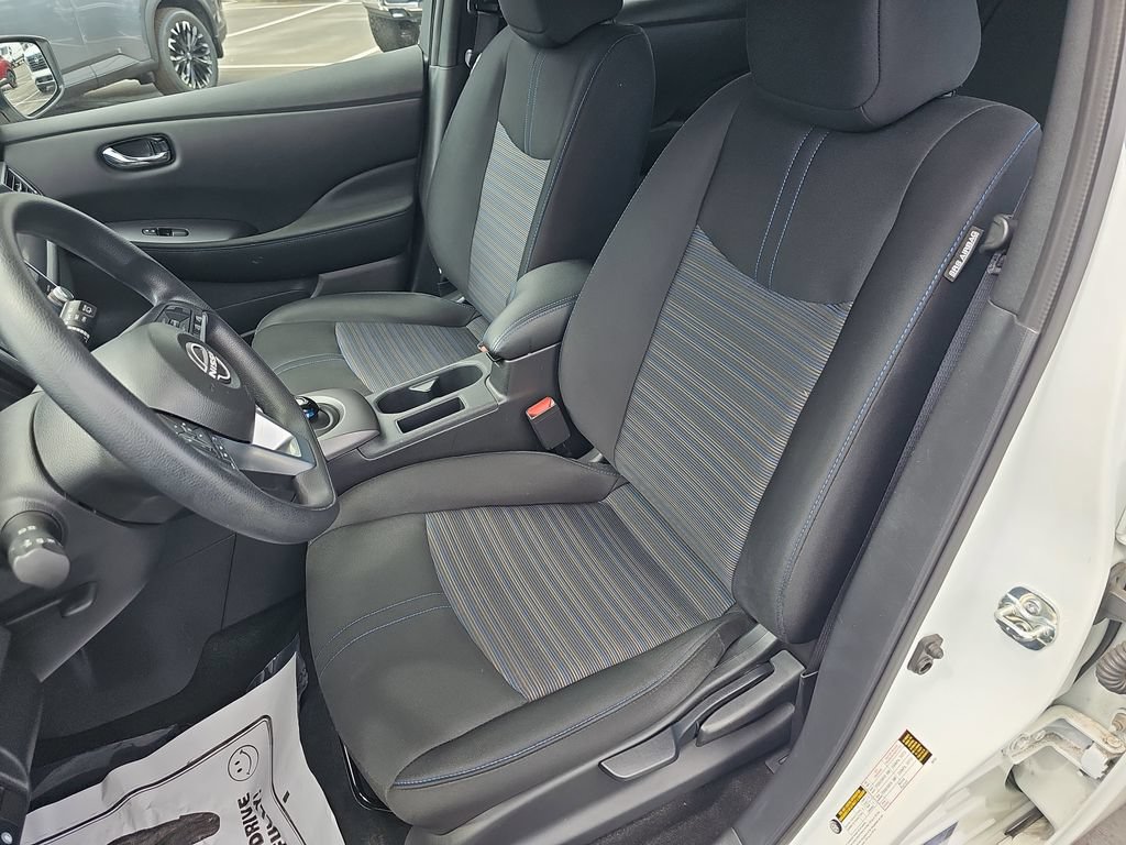 Used 2024 Nissan Leaf S FWD image 19