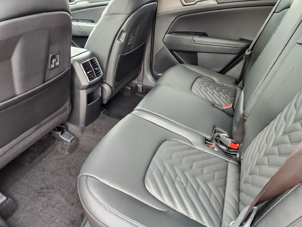New 2026 Kia Sportage X-Line w/ X-Line Technology Package AWD/4WD image 9