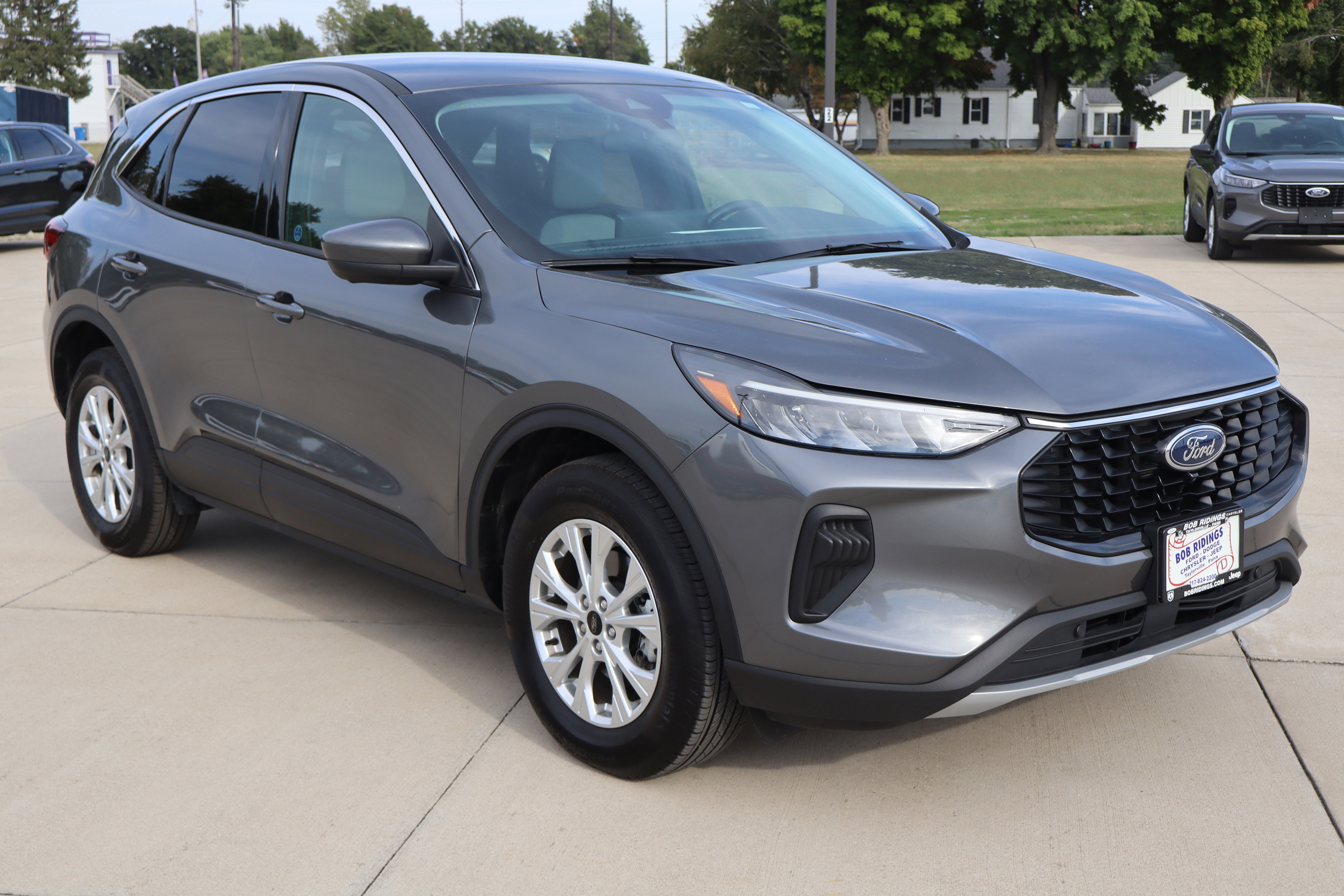 Used 2023 Ford Escape Active w/ Tech Pack #2 image 4