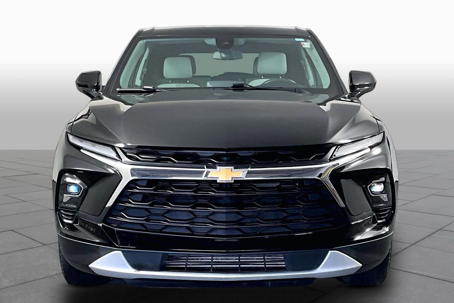 Used 2023 Chevrolet Blazer LT FWD image 4