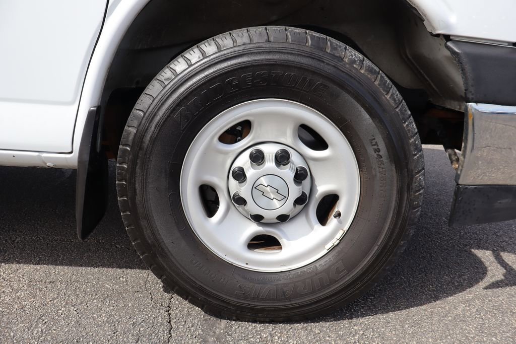 Used 2020 Chevrolet Express 3500 w/ Power Convenience Package image 11