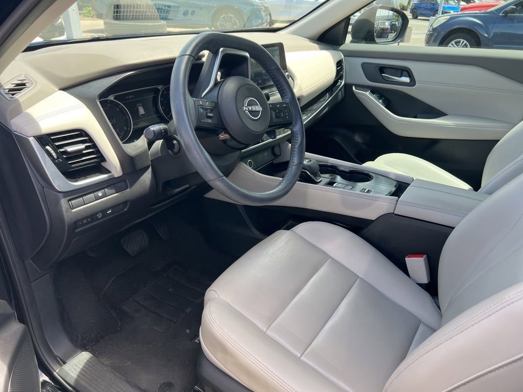 Certified 2023 Nissan Rogue SL FWD image 3