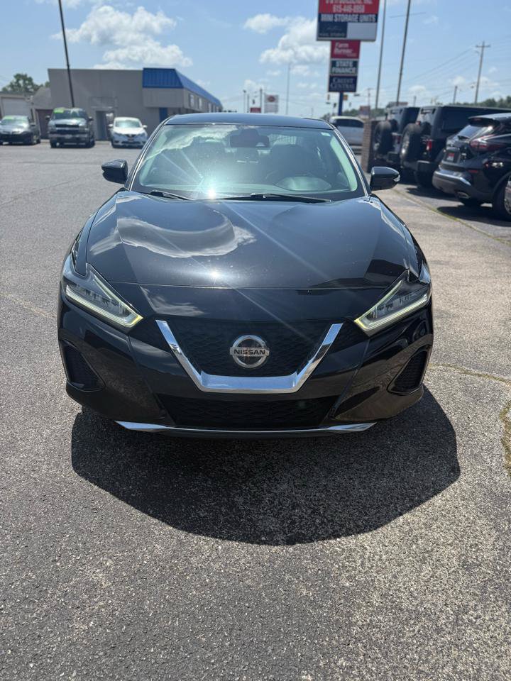 Used 2020 Nissan Maxima 3.5 SV w/ Floor Mat Group FWD image 2