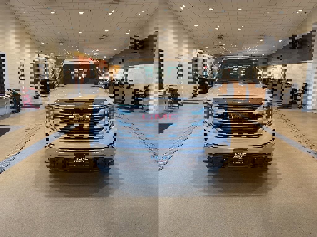 New 2026 GMC Sierra 1500 SLE w/ LPO, GMC Protection Package image 3