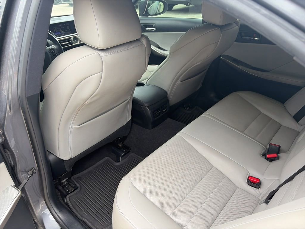 Used 2015 Lexus IS 250 AWD w/ F-Sport Package image 10