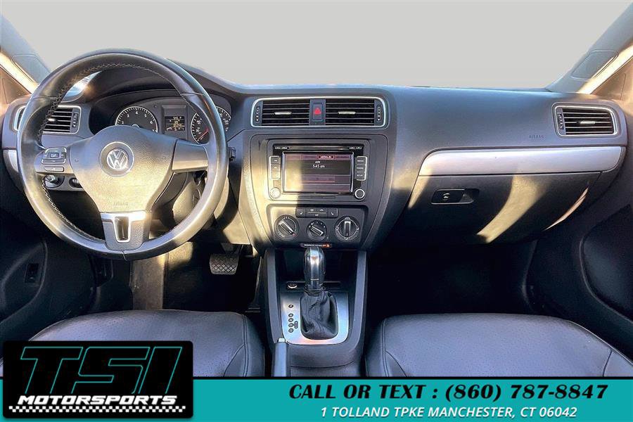 Used 2014 Volkswagen Jetta SE image 16