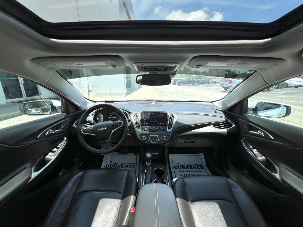 Used 2022 Chevrolet Malibu Premier FWD image 10