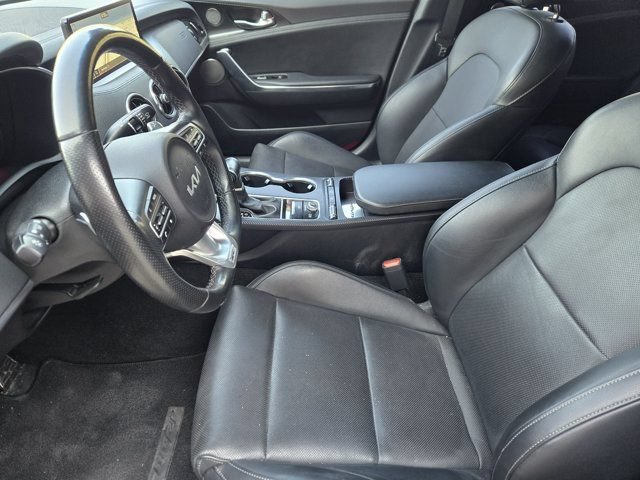 Used 2023 Kia Stinger GT-Line w/ Sun & Sound Package RWD image 12