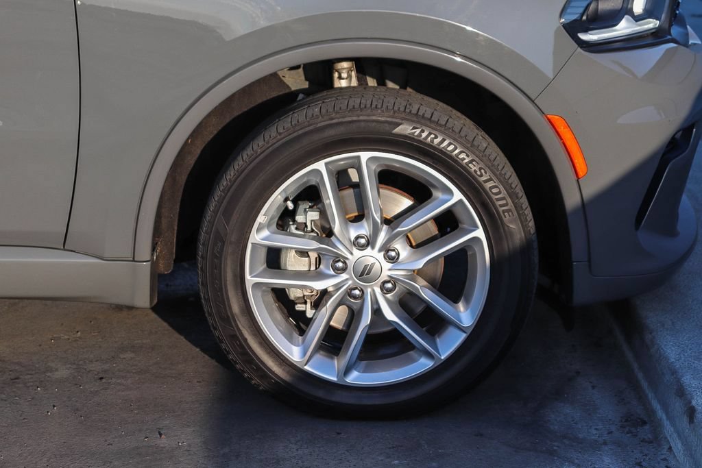 Used 2024 Dodge Durango GT AWD/4WD image 11