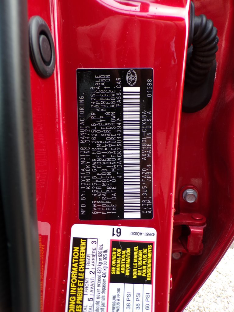 Used 2025 Toyota Camry LE FWD image 35