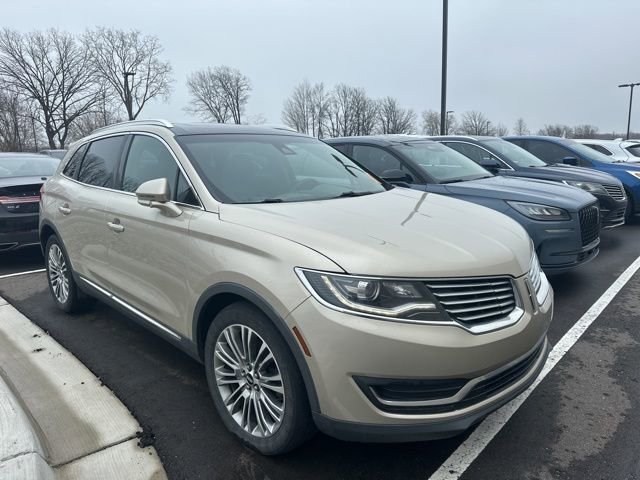 Used 2017 Lincoln MKX Reserve w/ Lincoln MKX Climate Package image 3