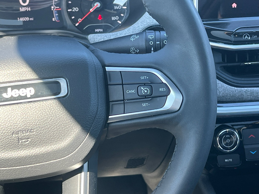 Used 2023 Jeep Compass Latitude w/ Sun and Sound Group image 24