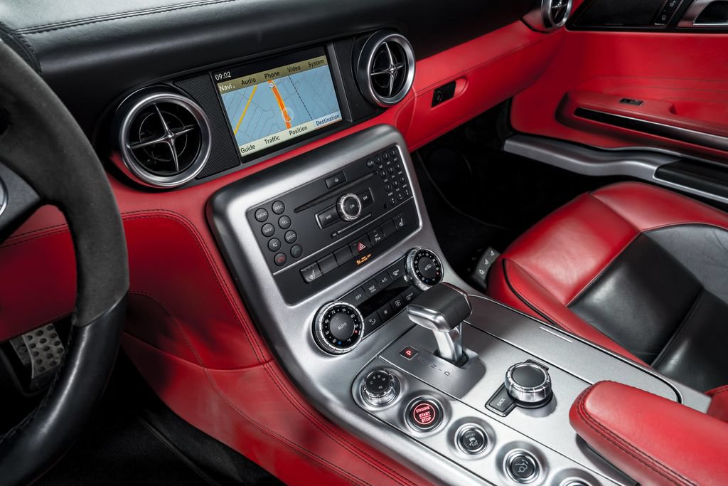 Used 2011 Mercedes-Benz SLS AMG Coupe image 18