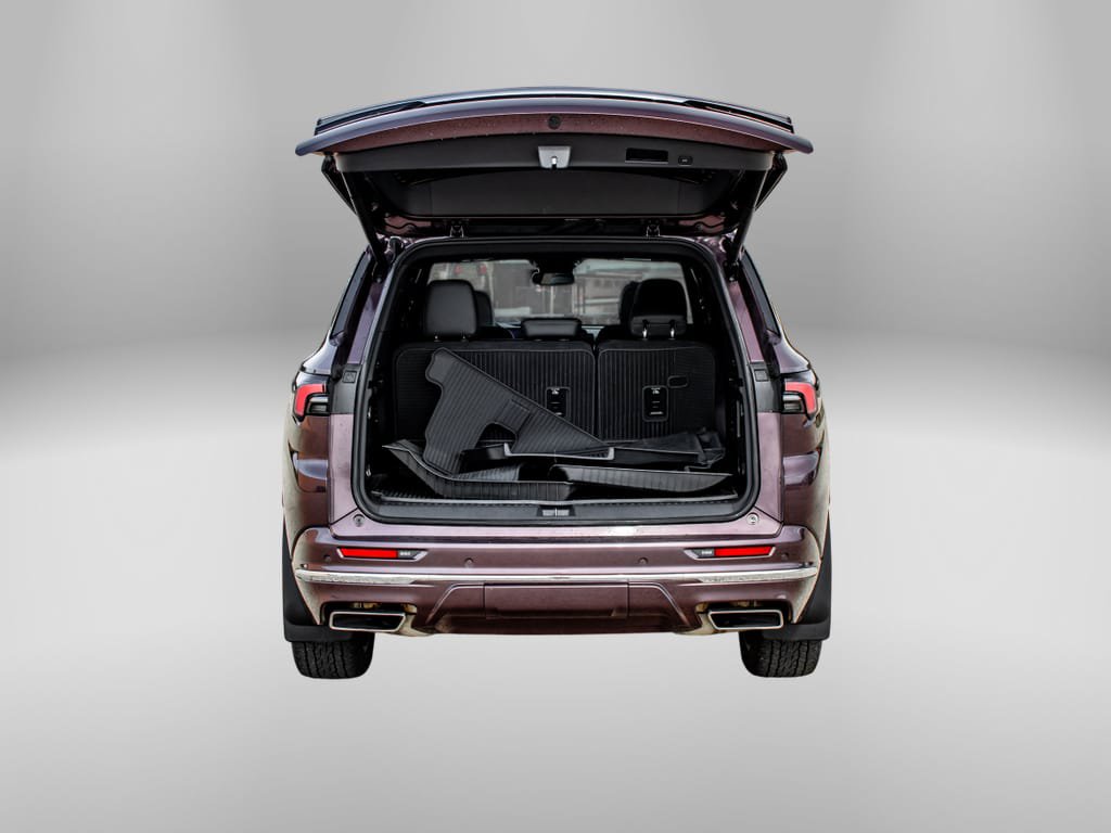Used 2025 Buick Enclave Avenir w/ Trailering Package, 5000 lbs. AWD/4WD image 8