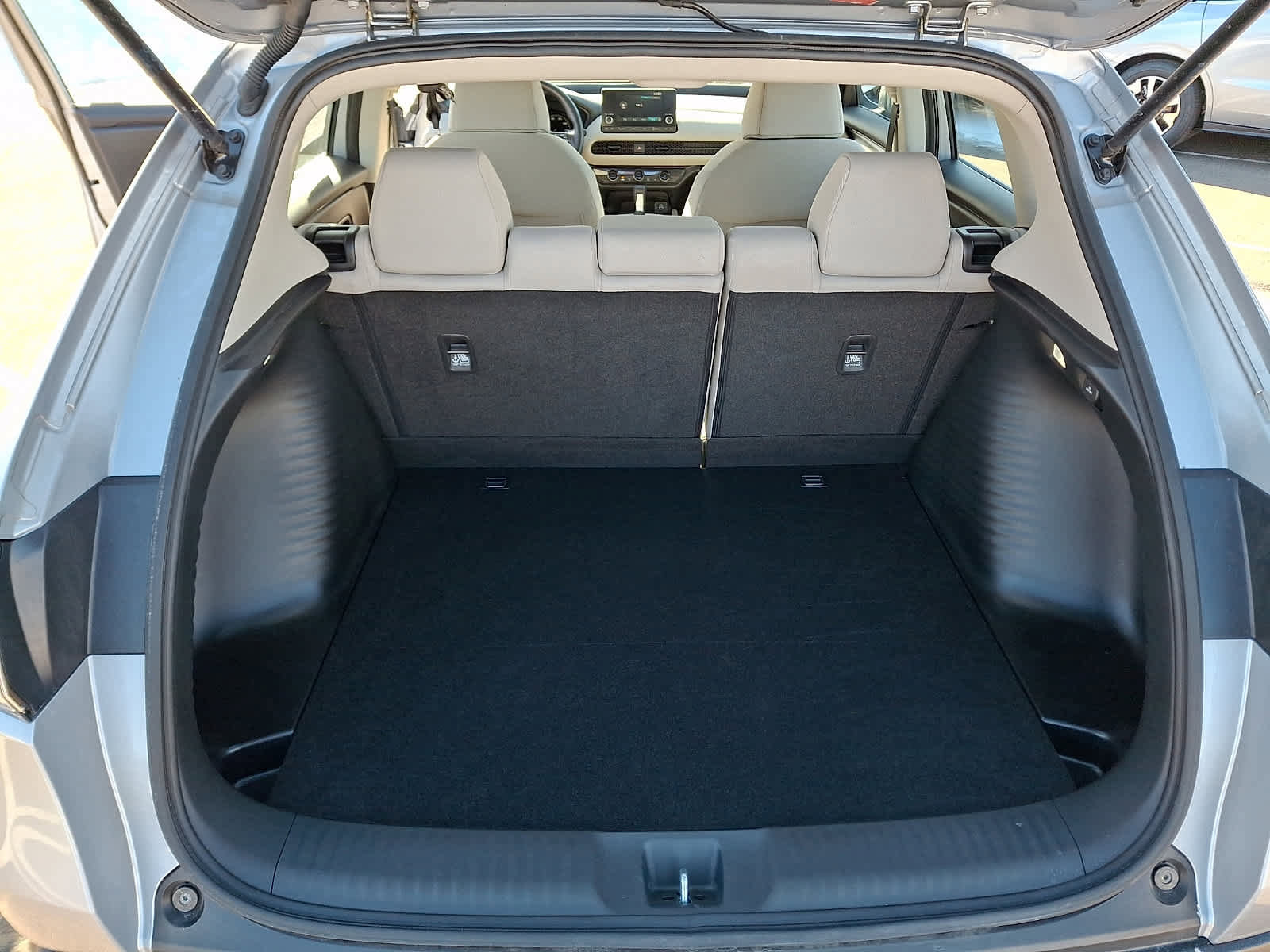 Used 2023 Honda HR-V LX image 30