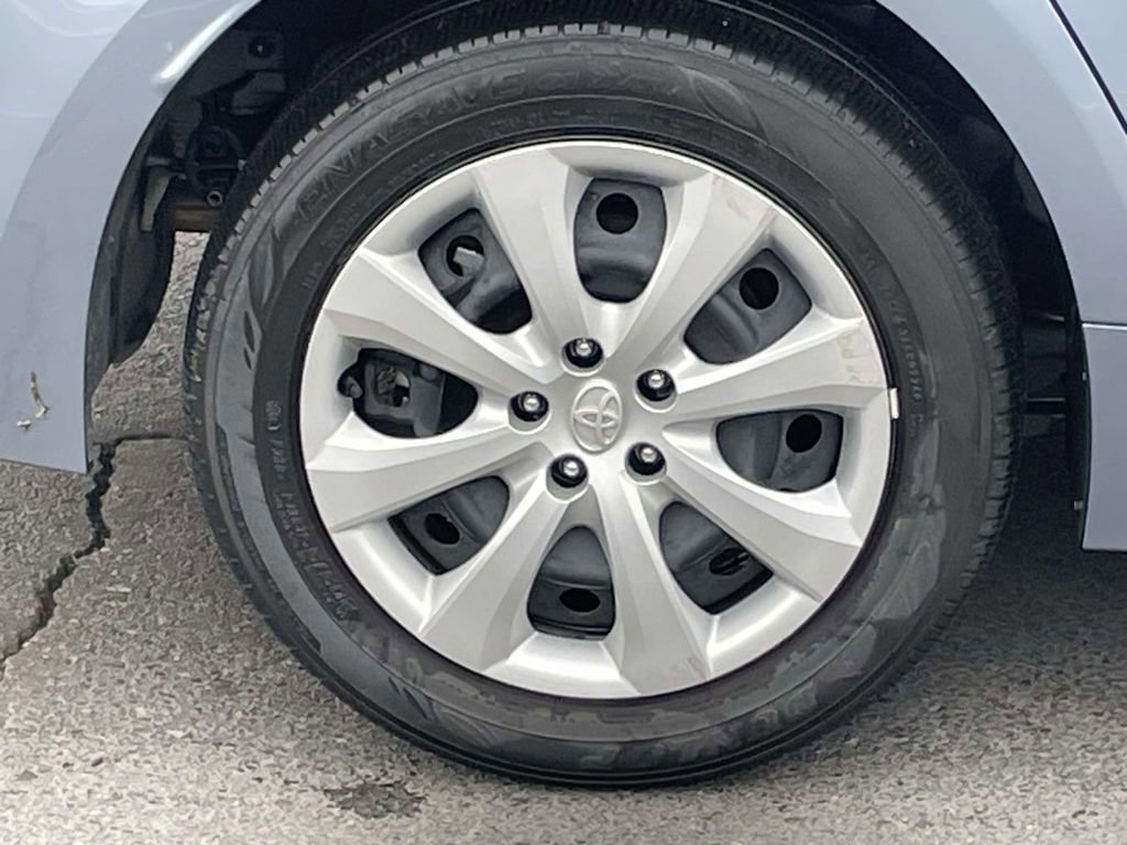 Used 2024 Toyota Corolla LE image 13