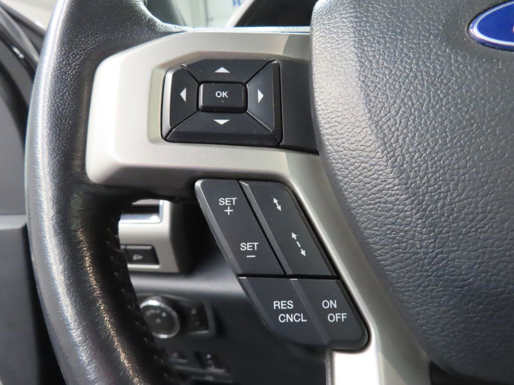 Used 2022 Ford F250 Lariat w/ Black Appearance Pkg AWD/4WD image 56