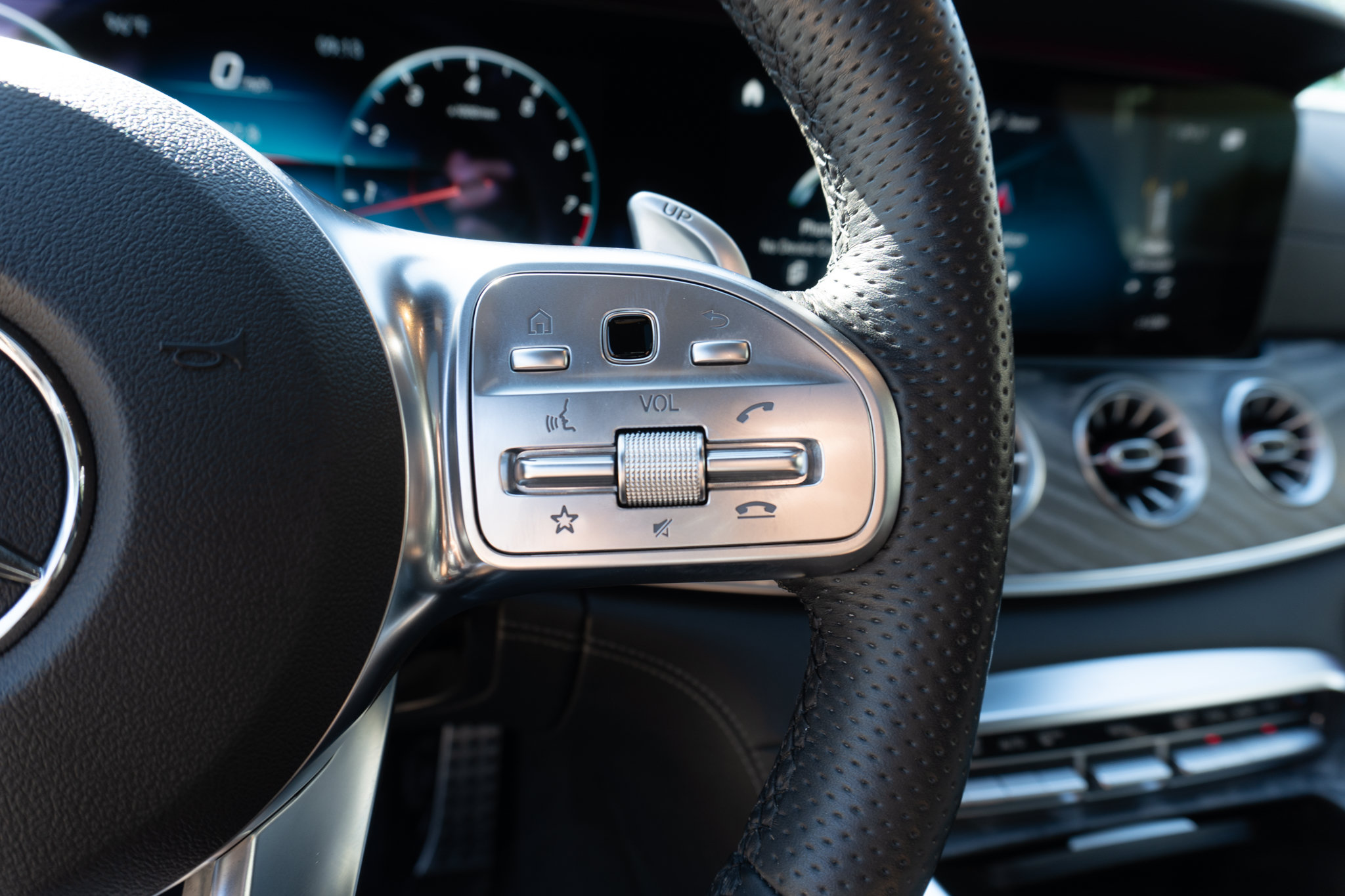 Used 2021 Mercedes-Benz AMG GT 63 image 35