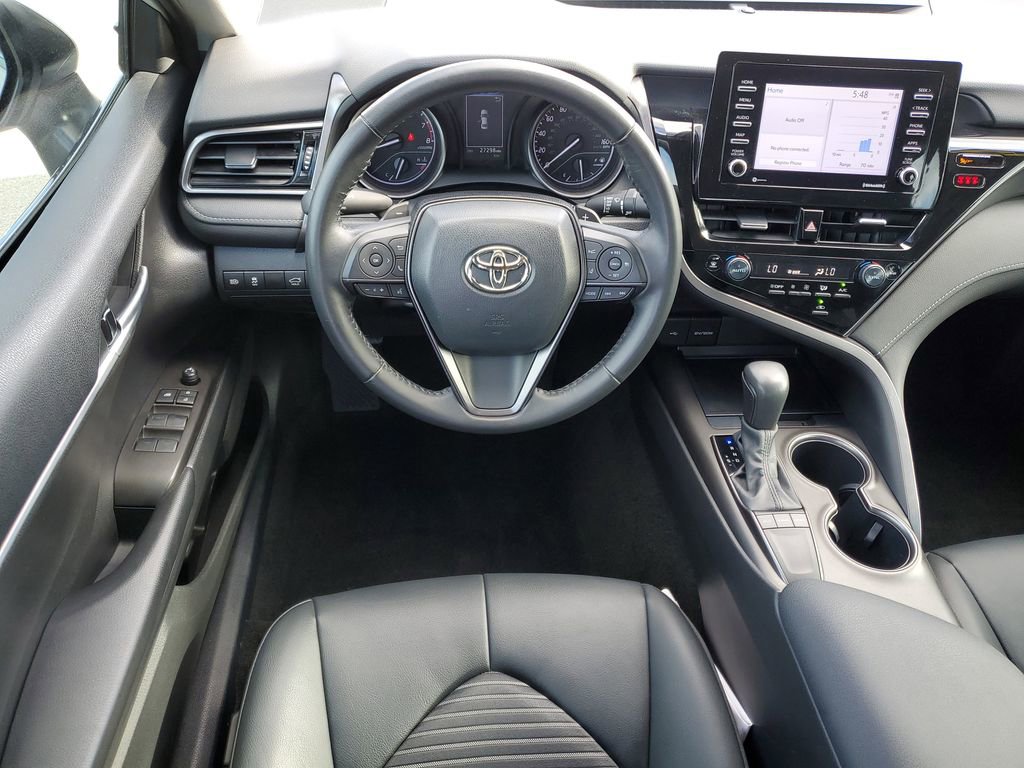 Used 2023 Toyota Camry SE w/ Convenience Package image 14