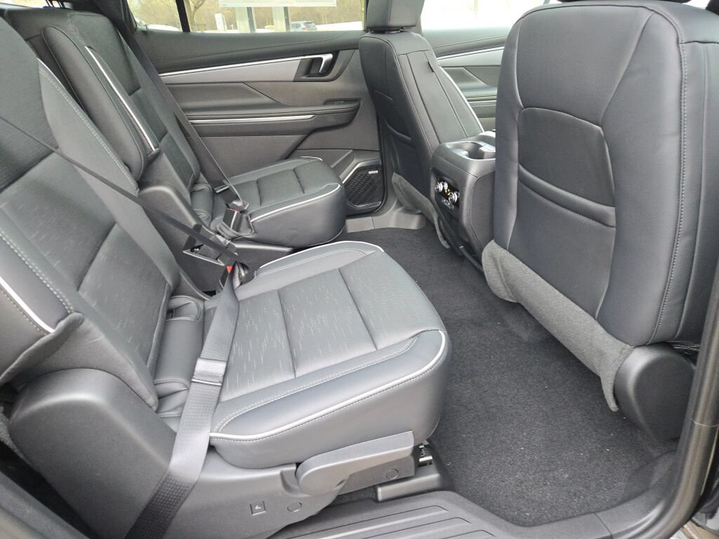 New 2026 Buick Enclave Sport Touring w/ Power Package AWD/4WD image 9