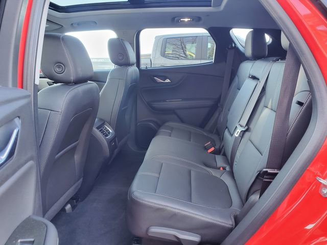 Certified 2024 Chevrolet Blazer LT w/ LPO, Black Grille Bar Package image 12