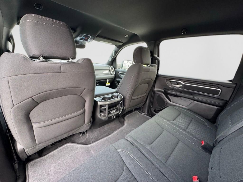 New 2026 RAM 1500 Big Horn AWD/4WD image 13