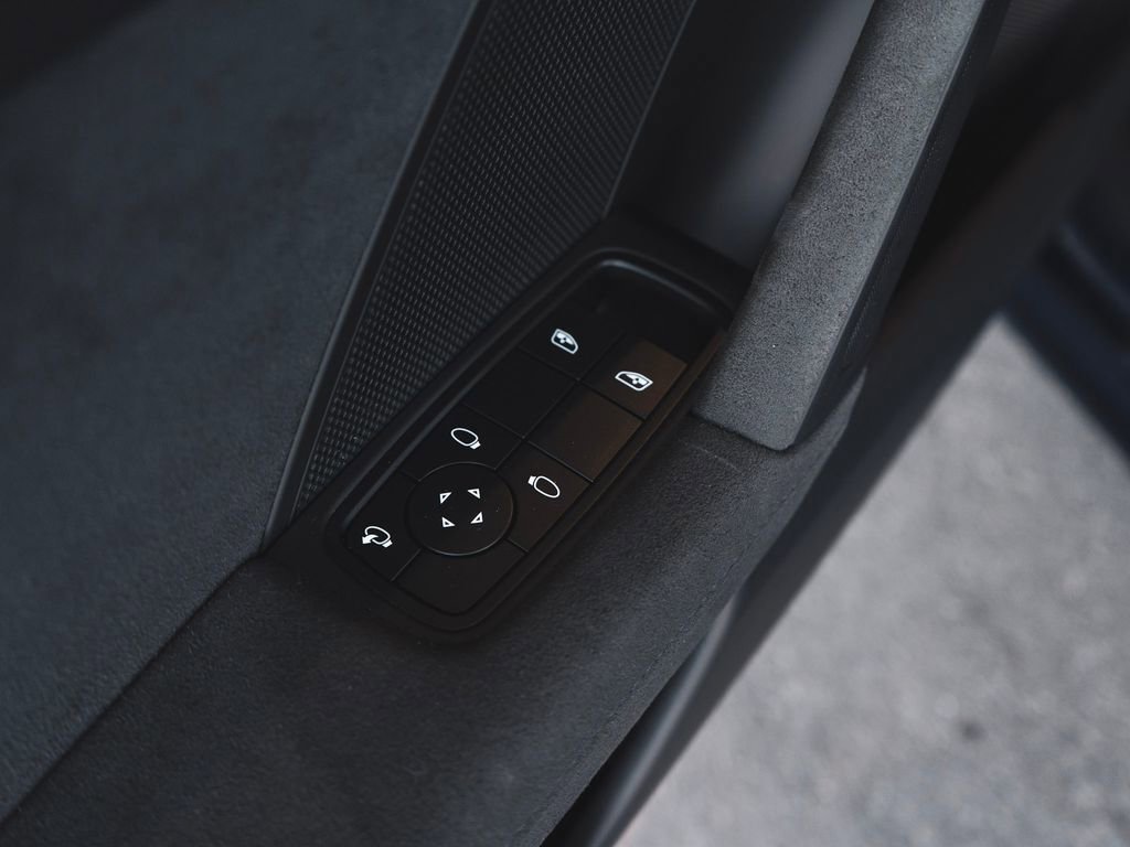 Used 2024 Porsche 911 Carrera GTS image 30