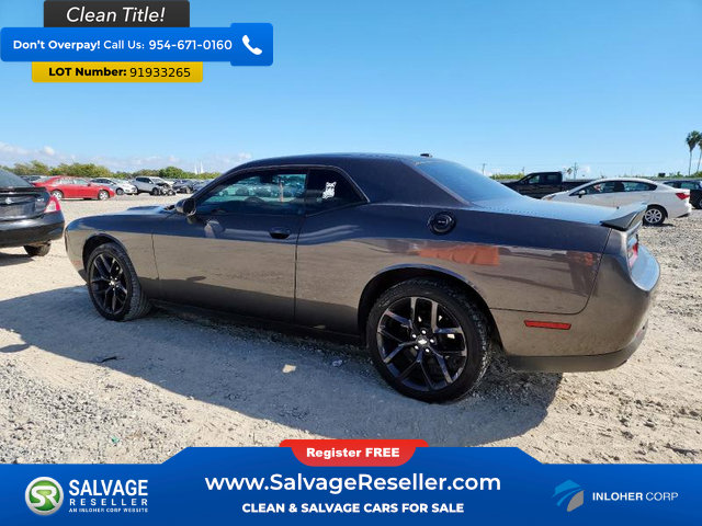 Used 2020 Dodge Challenger SXT w/ Blacktop Package image 3