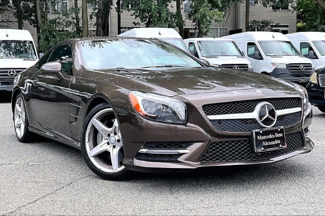 Used 2013 Mercedes-Benz SL 550 image 1