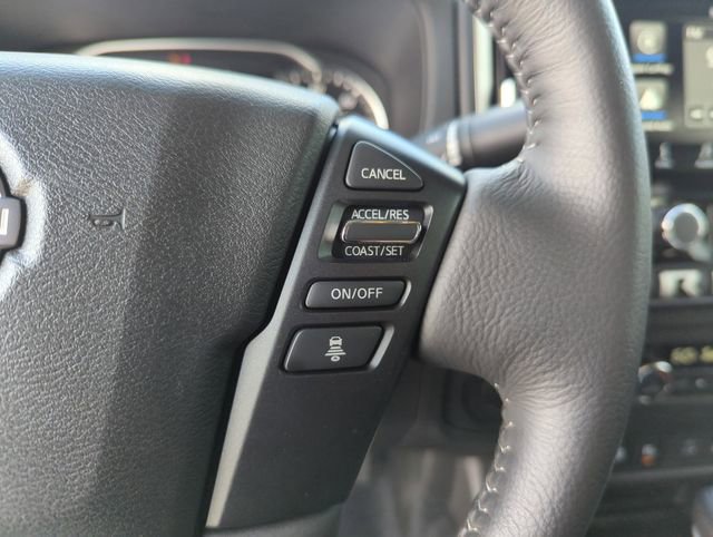 Certified 2025 Nissan Frontier SV w/ SV Convenience Package image 41