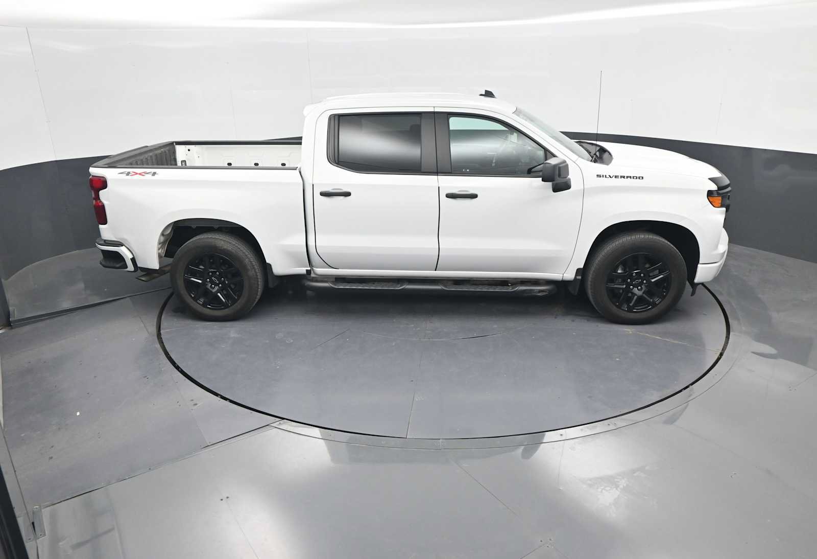 Used 2024 Chevrolet Silverado 1500 Custom w/ LPO, Dark Essentials Package AWD/4WD image 32