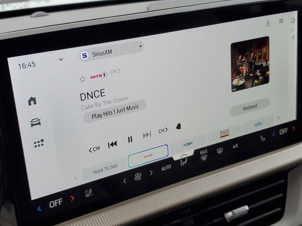 New 2026 Ford Explorer Active image 18